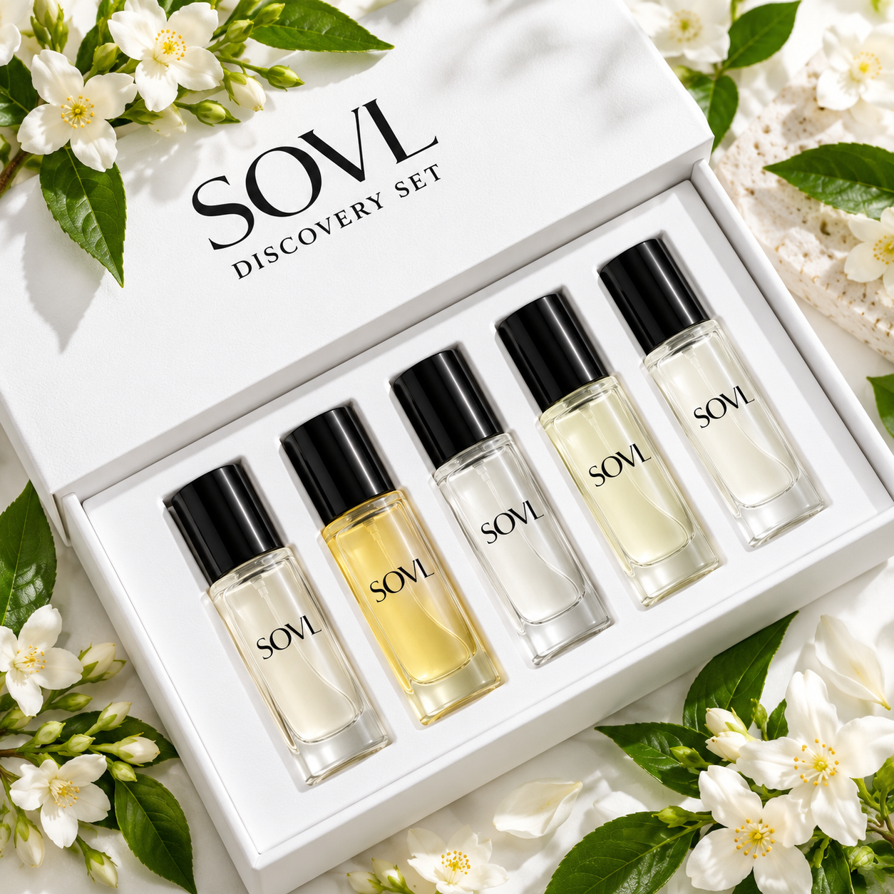 Lima parfum mini SOVL dalam Discovery Set